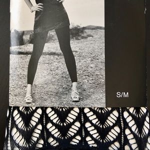 NWT Express Vintage Ankle Leggings with Design